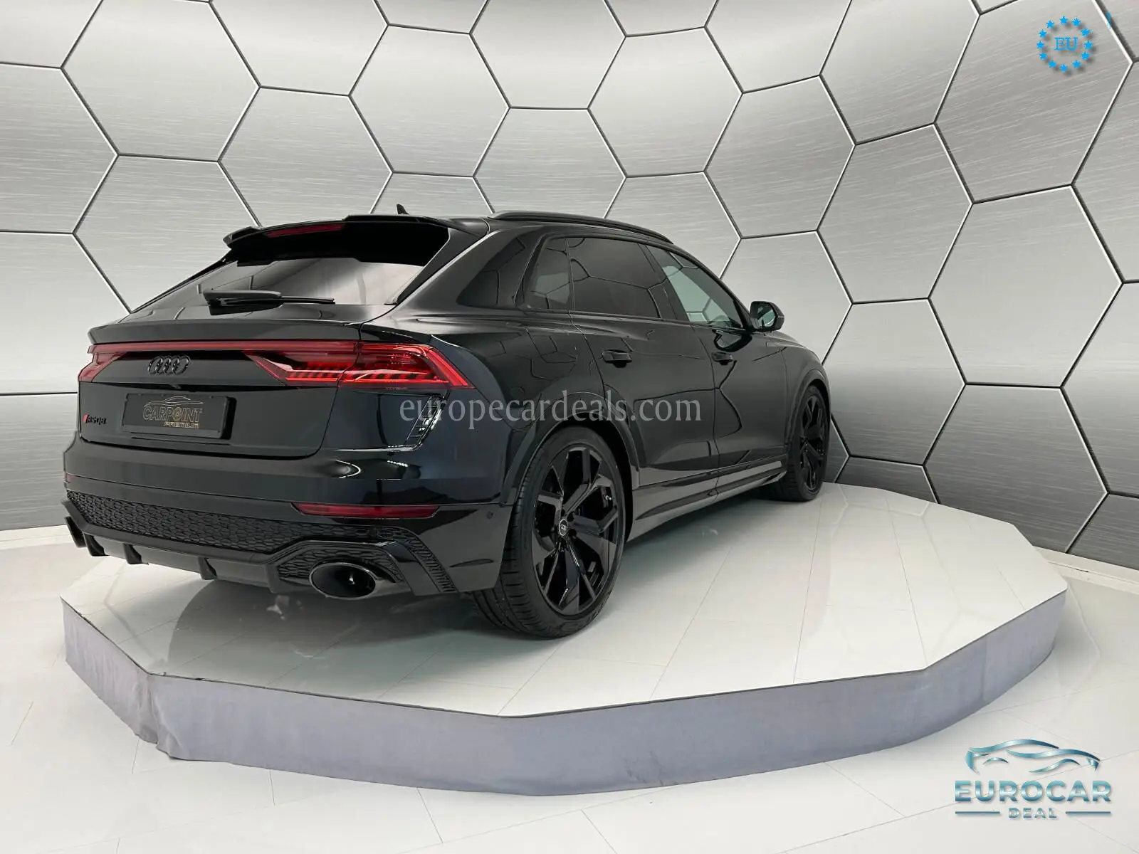 Audi RSQ8