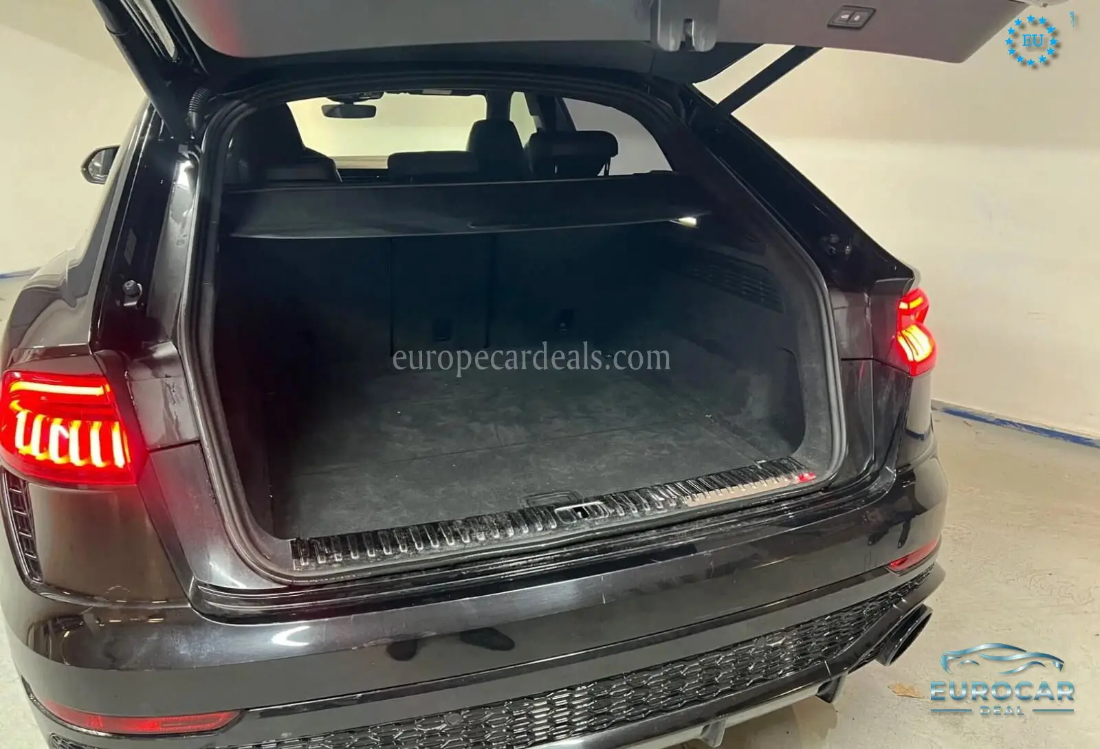 Audi RSQ8
