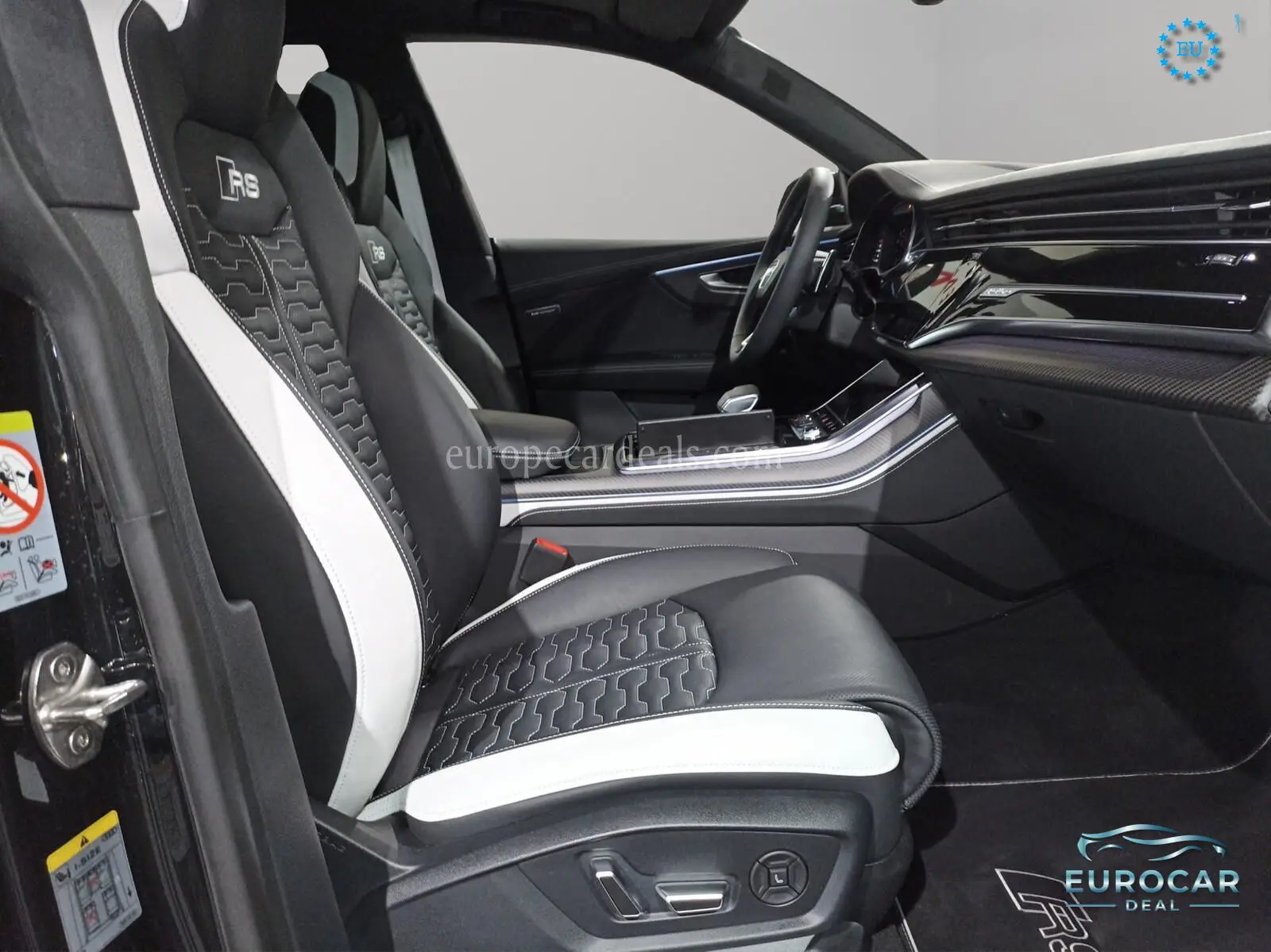 Audi RSQ8