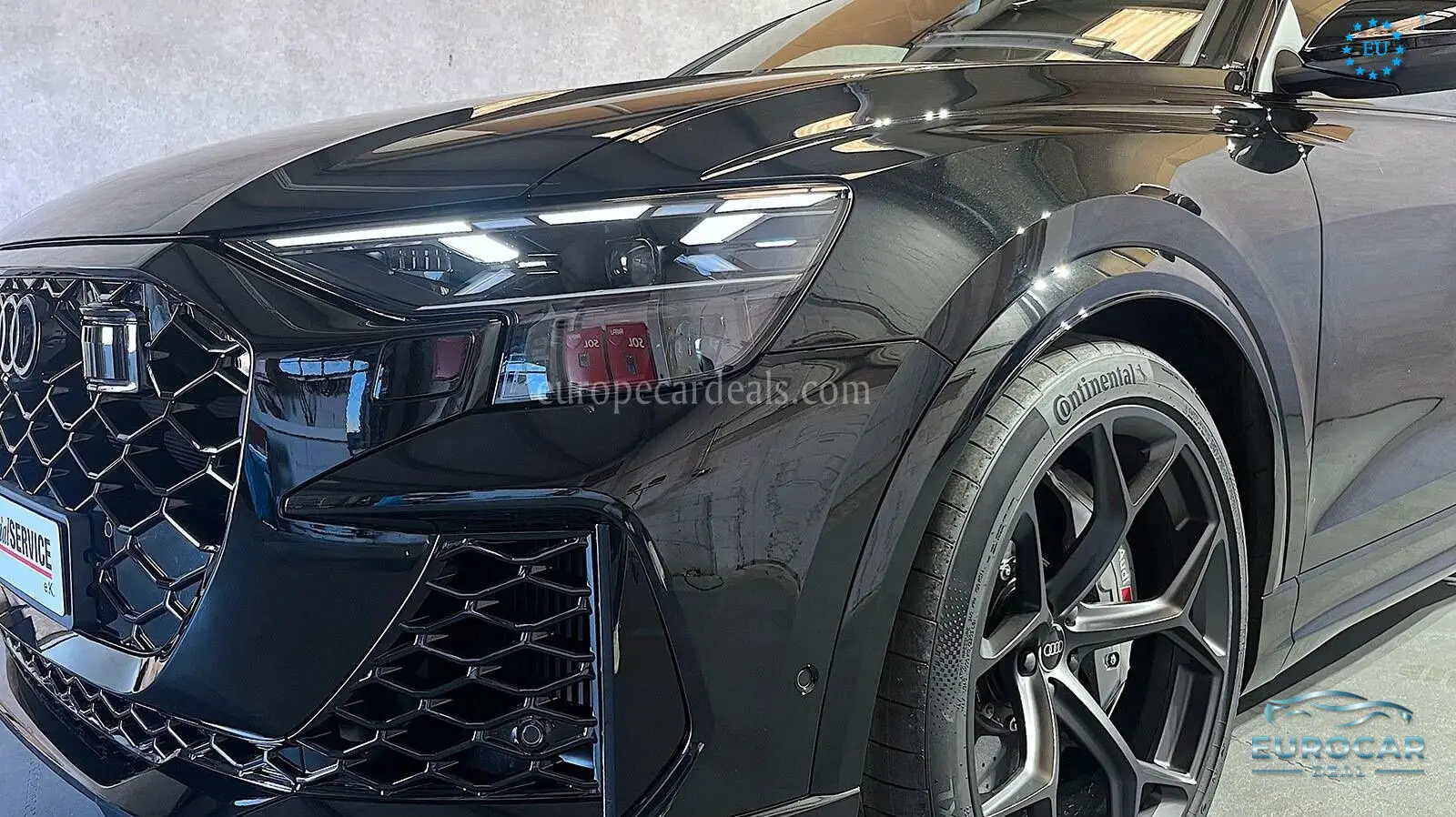 Audi RSQ8