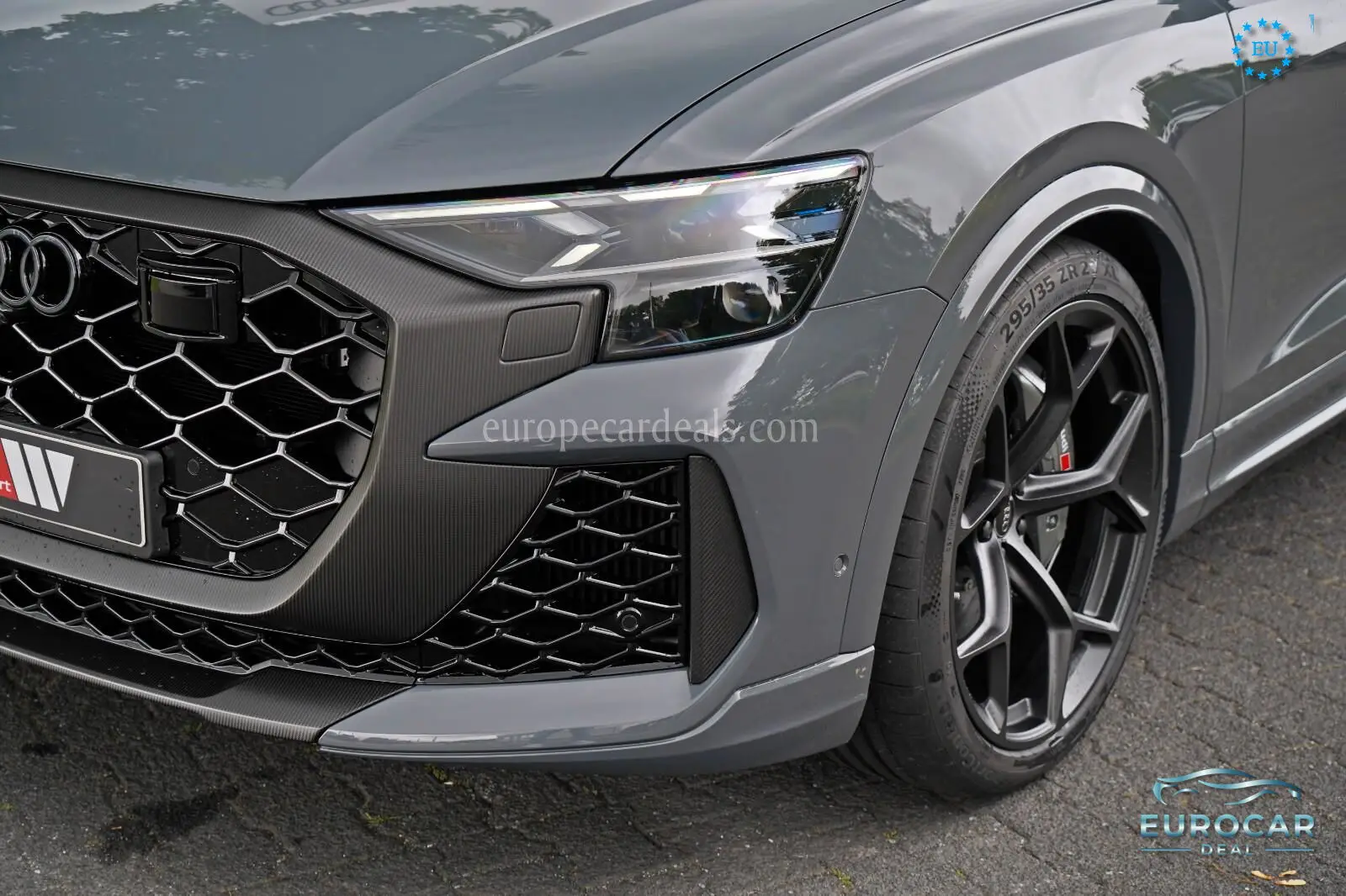 Audi RSQ8