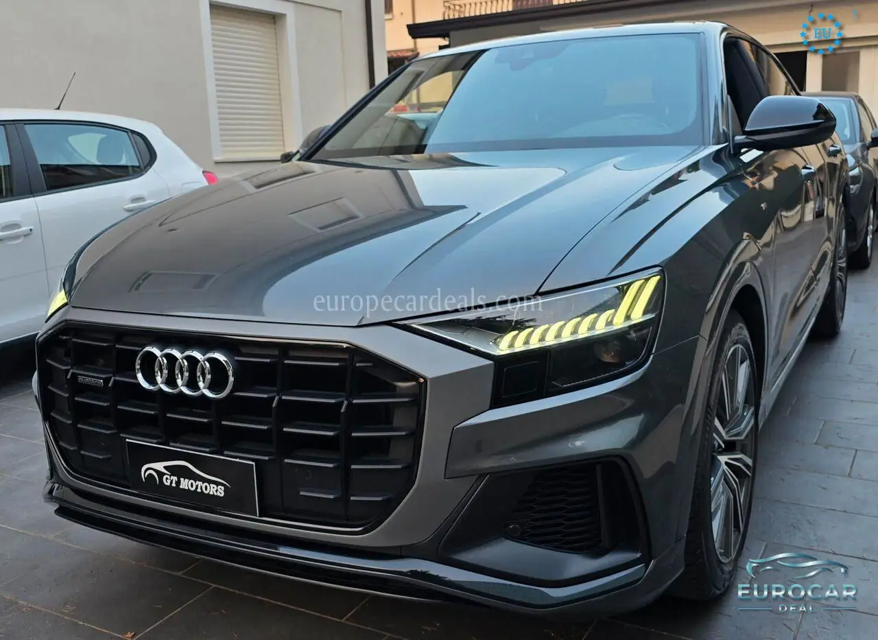 Audi Q8