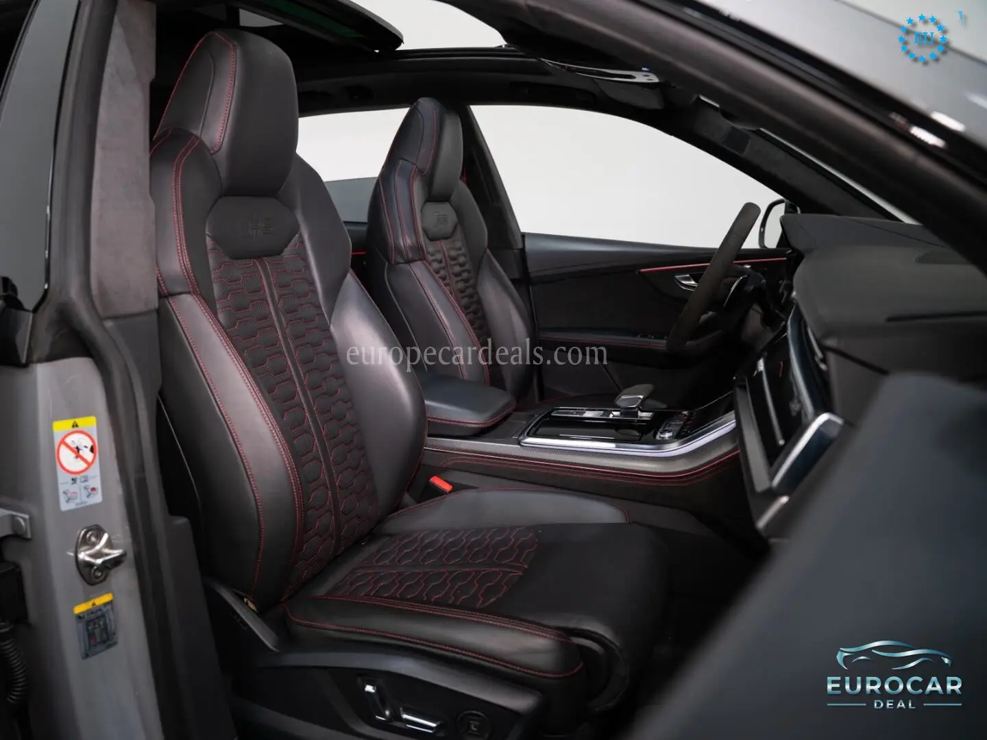 Audi RSQ8
