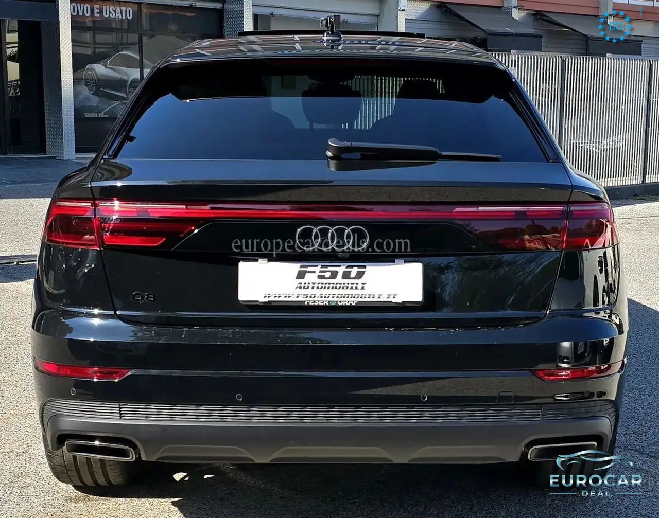 Audi Q8