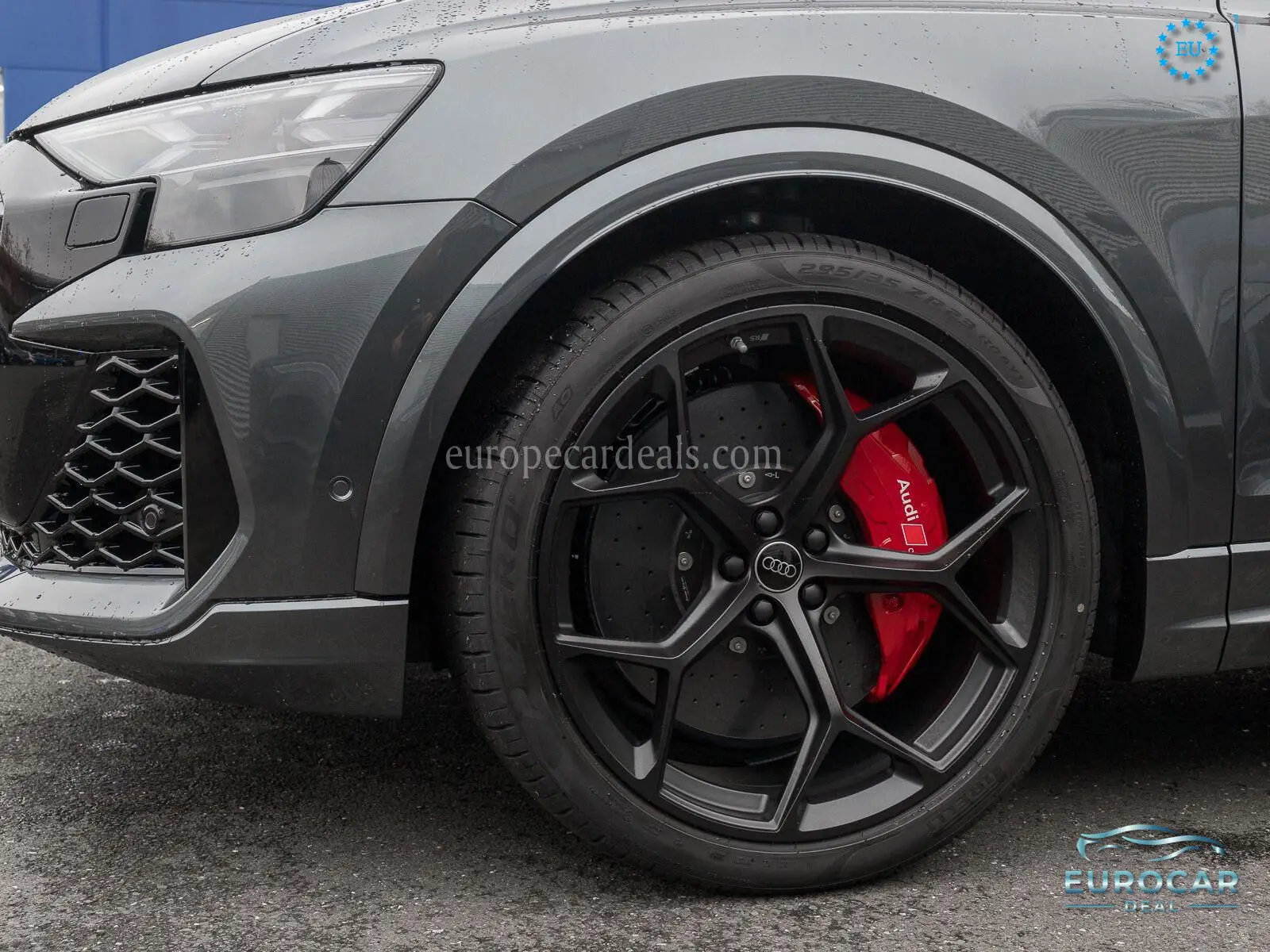 Audi RSQ8