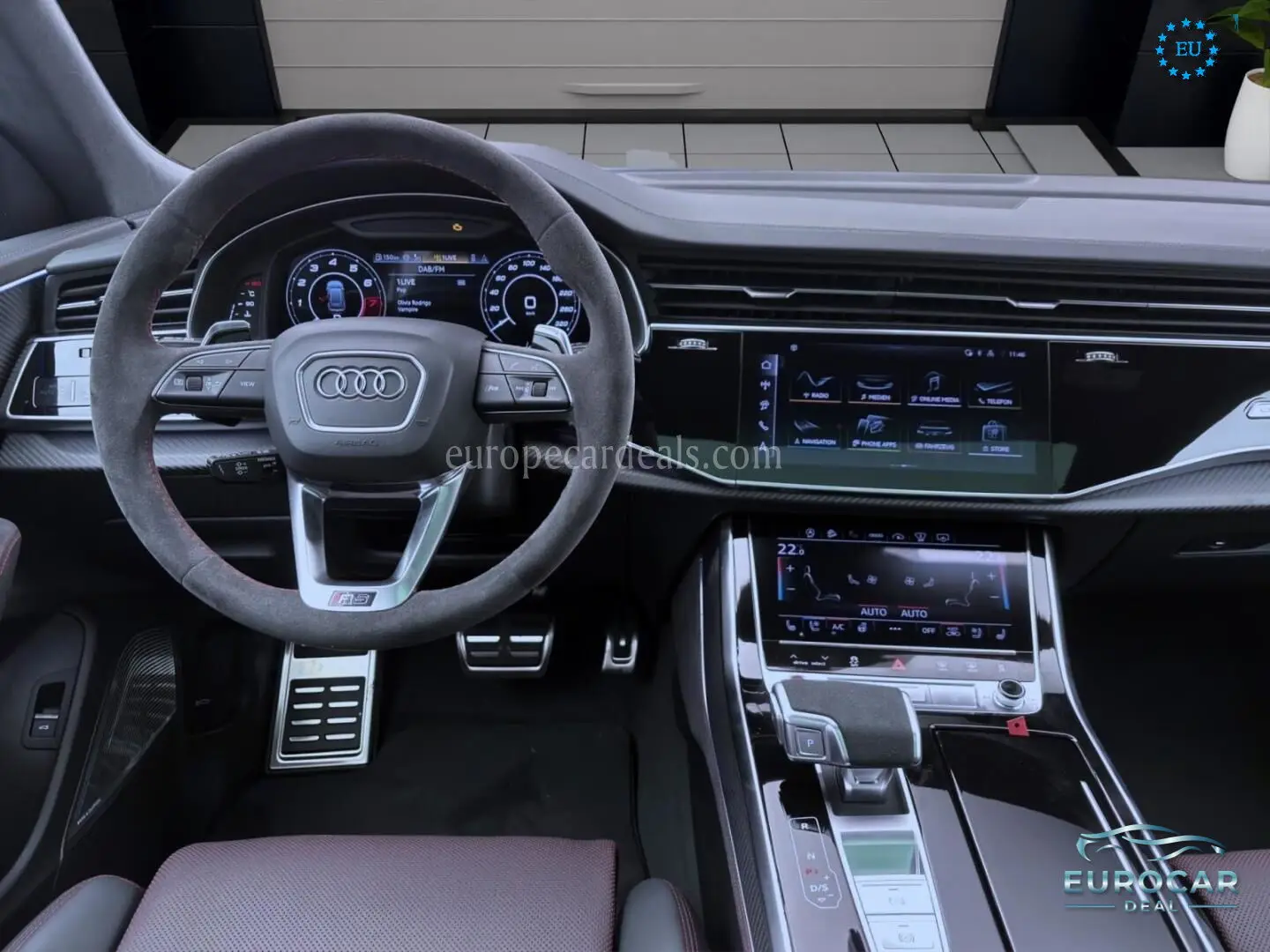 Audi RSQ8