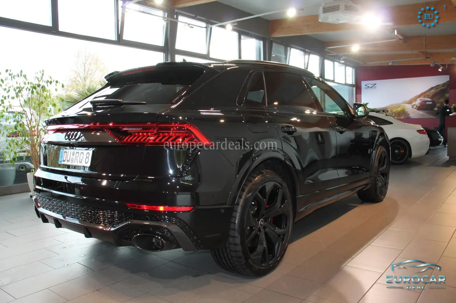 Audi RSQ8