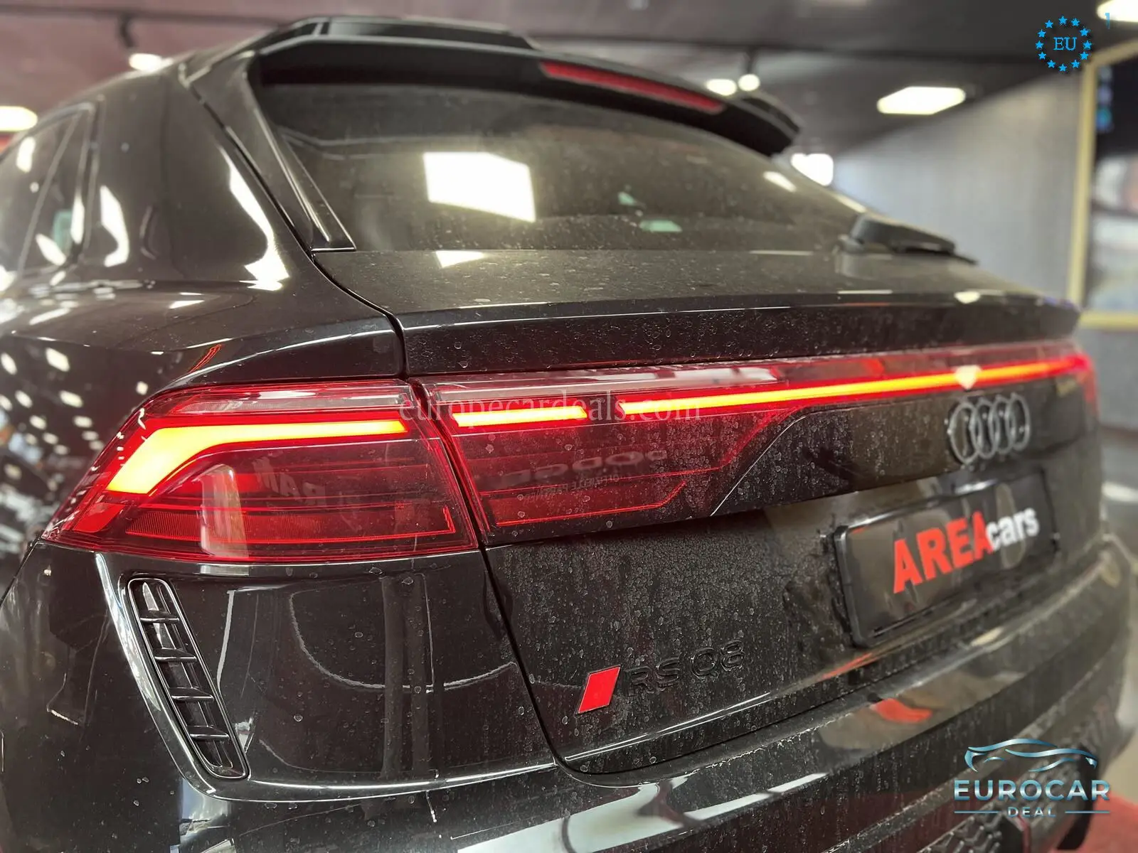 Audi RSQ8