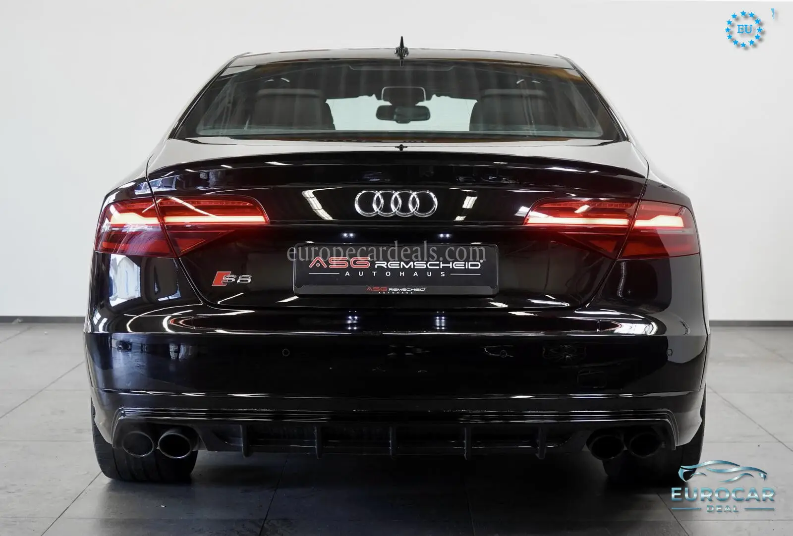 Audi S8