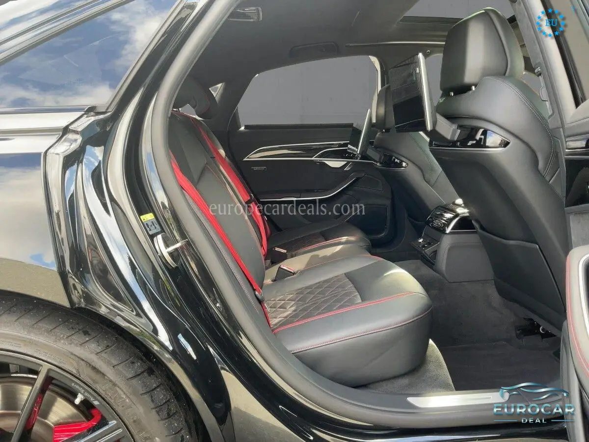 Audi S8