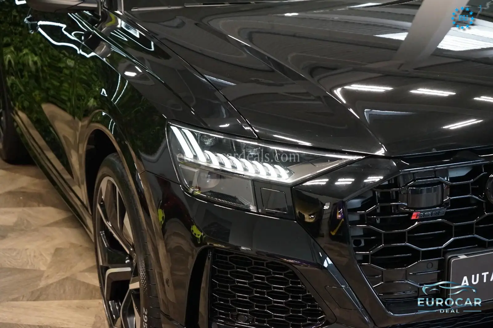 Audi RSQ8