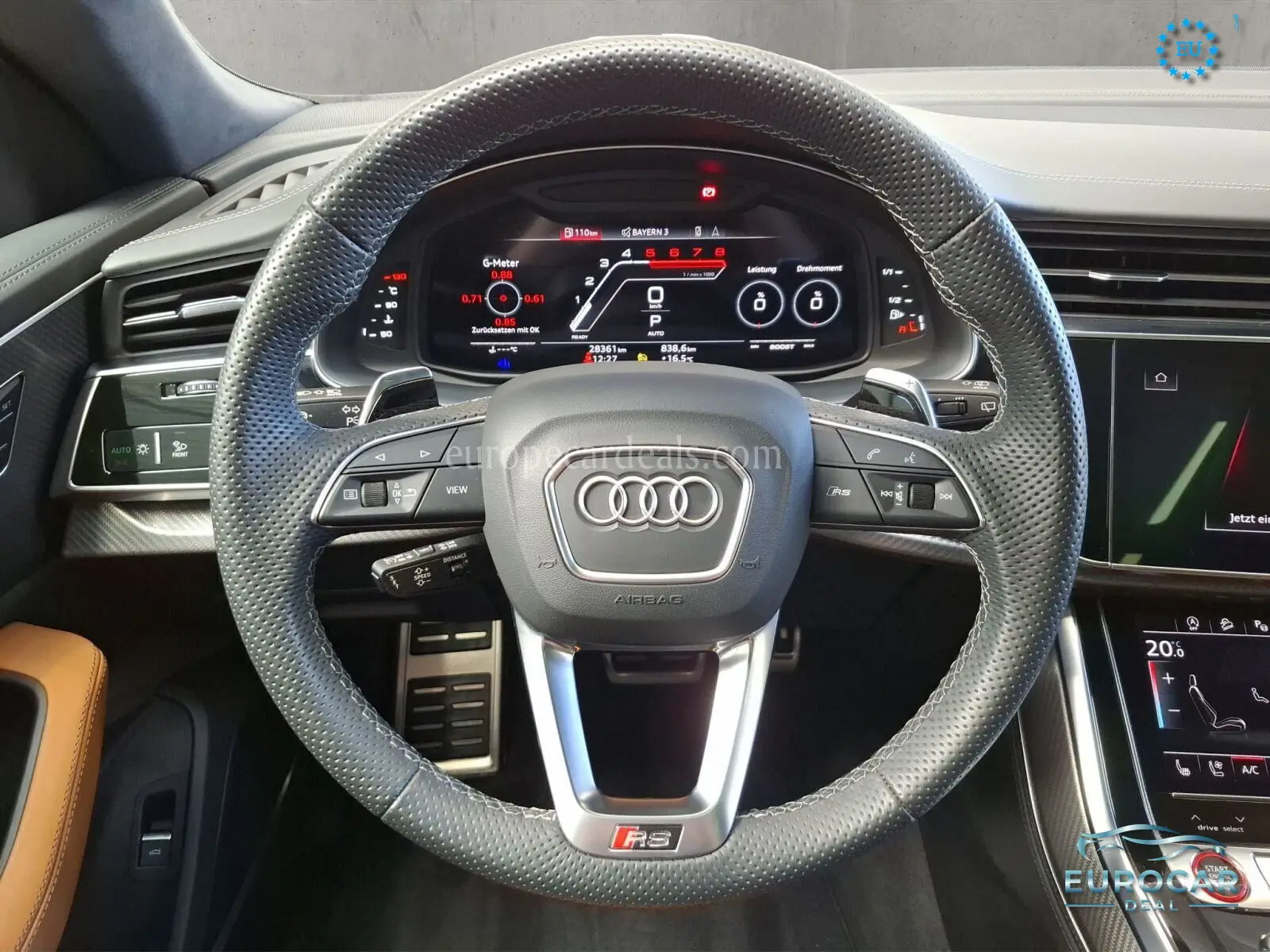 Audi RSQ8