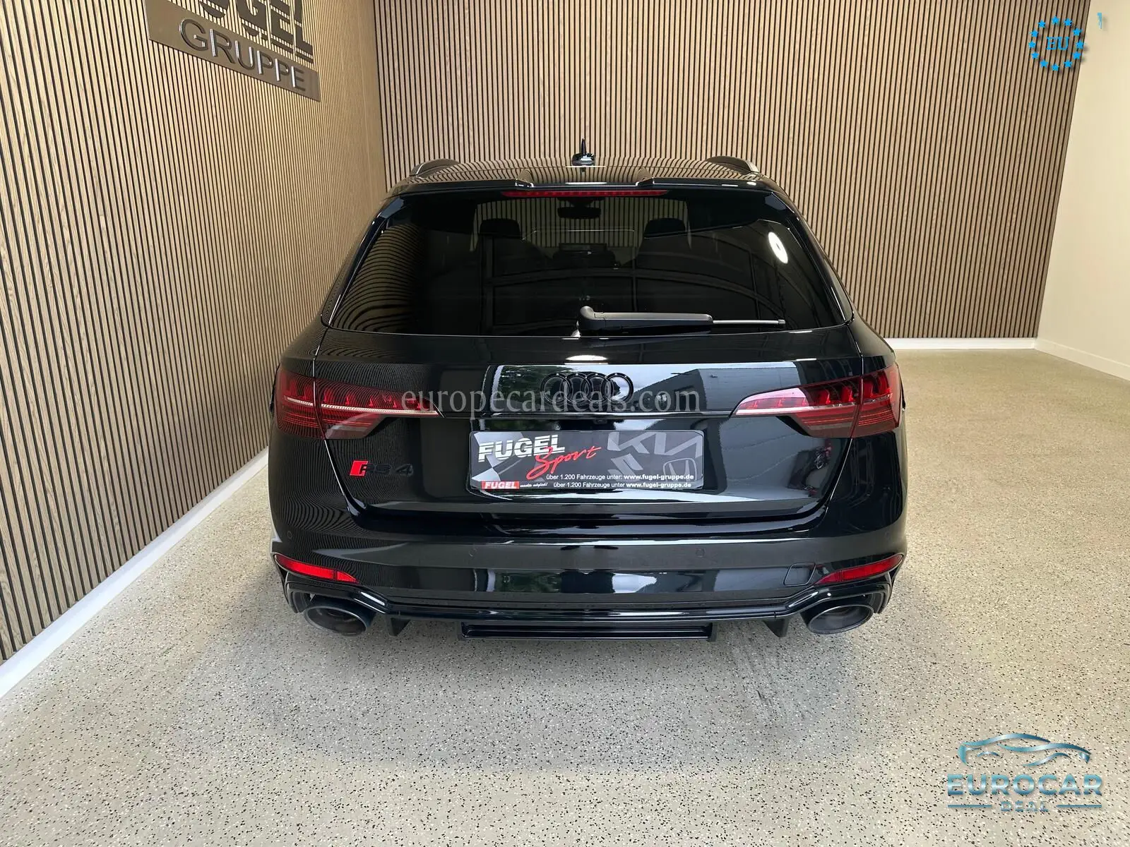 Audi RS4