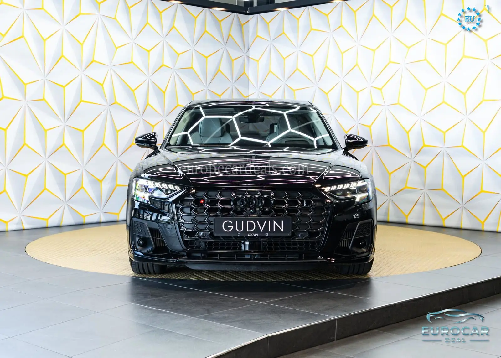 Audi S8
