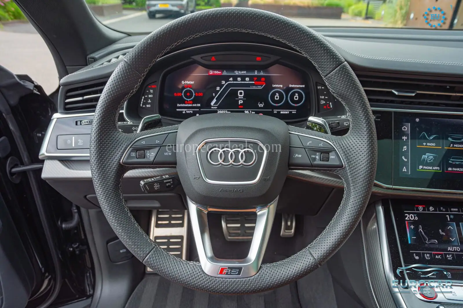Audi RSQ8