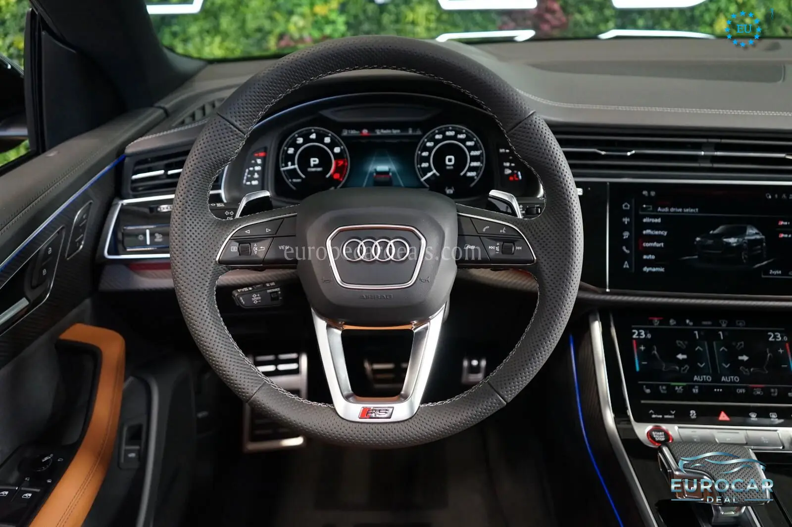 Audi RSQ8