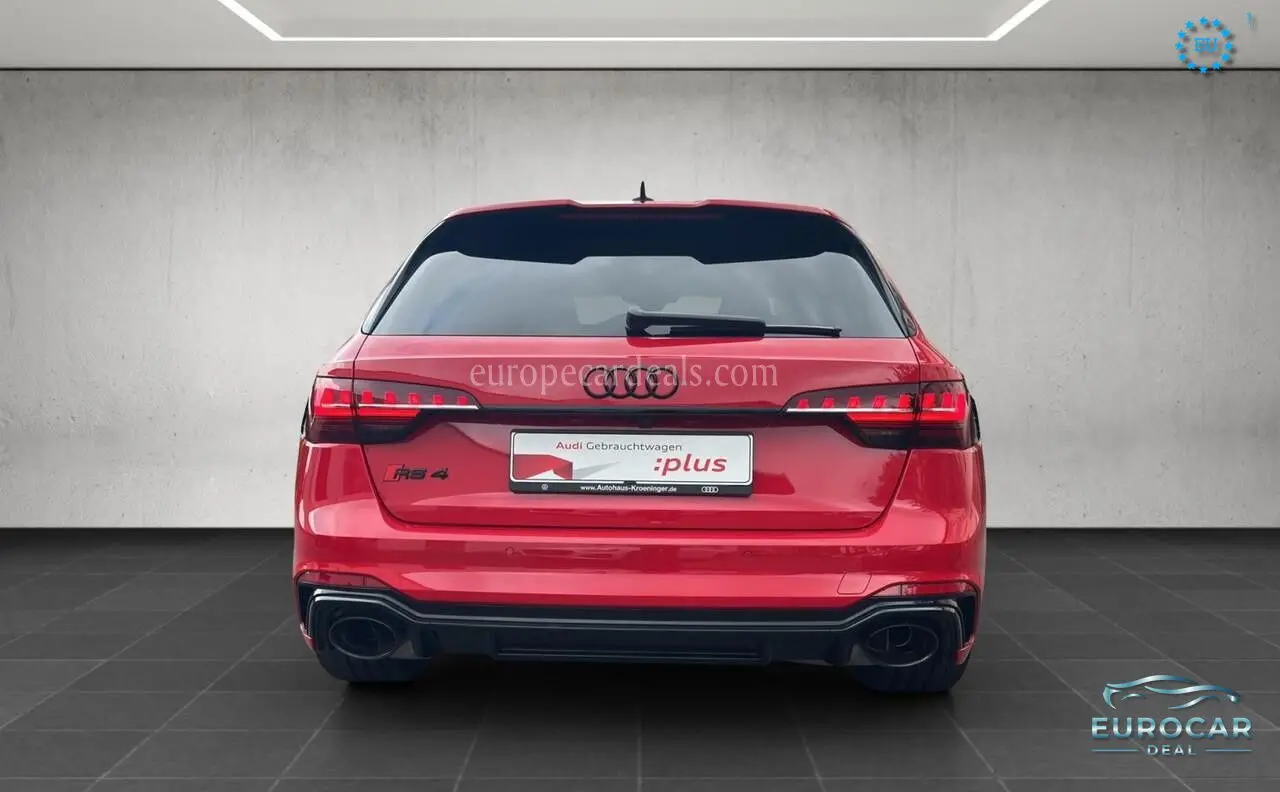 Audi RS4