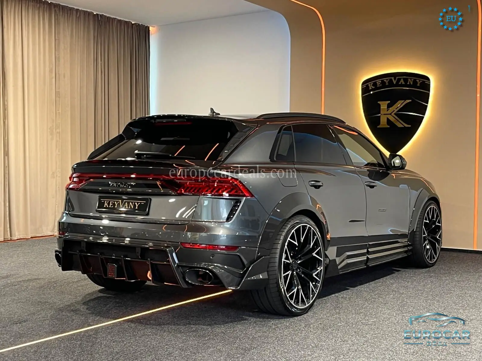 Audi RSQ8