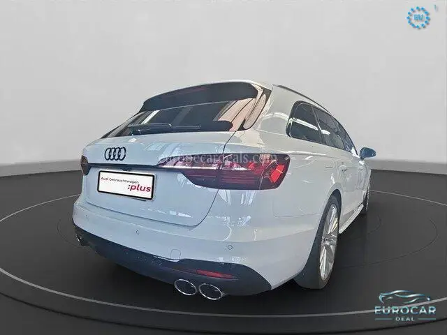 Audi S4