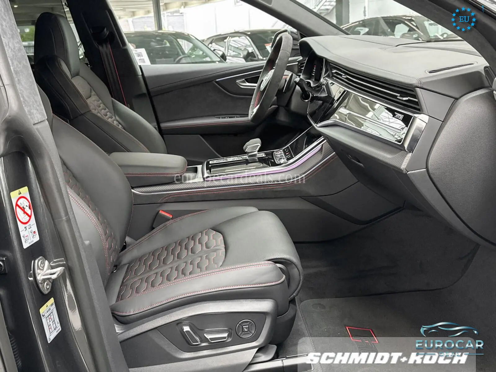 Audi RSQ8