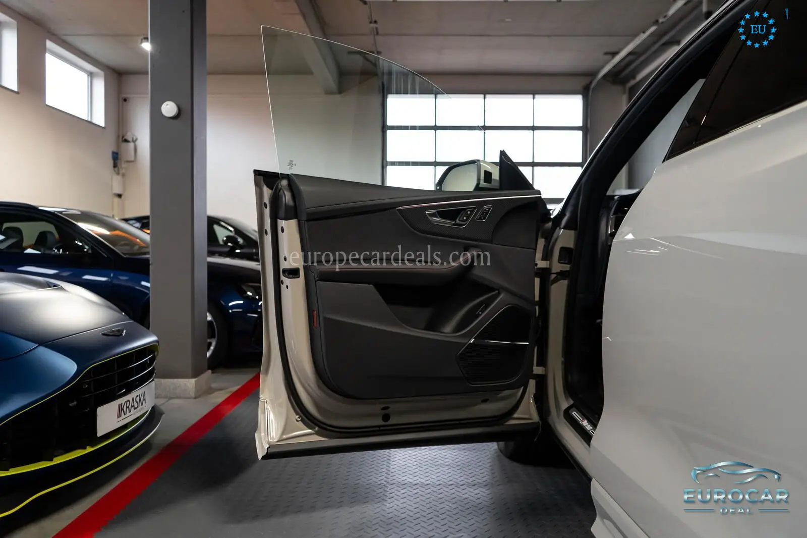 Audi RSQ8