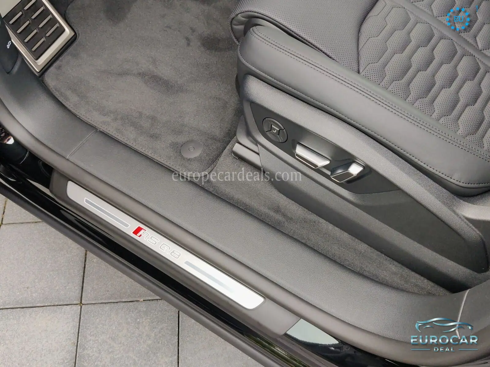 Audi RSQ8