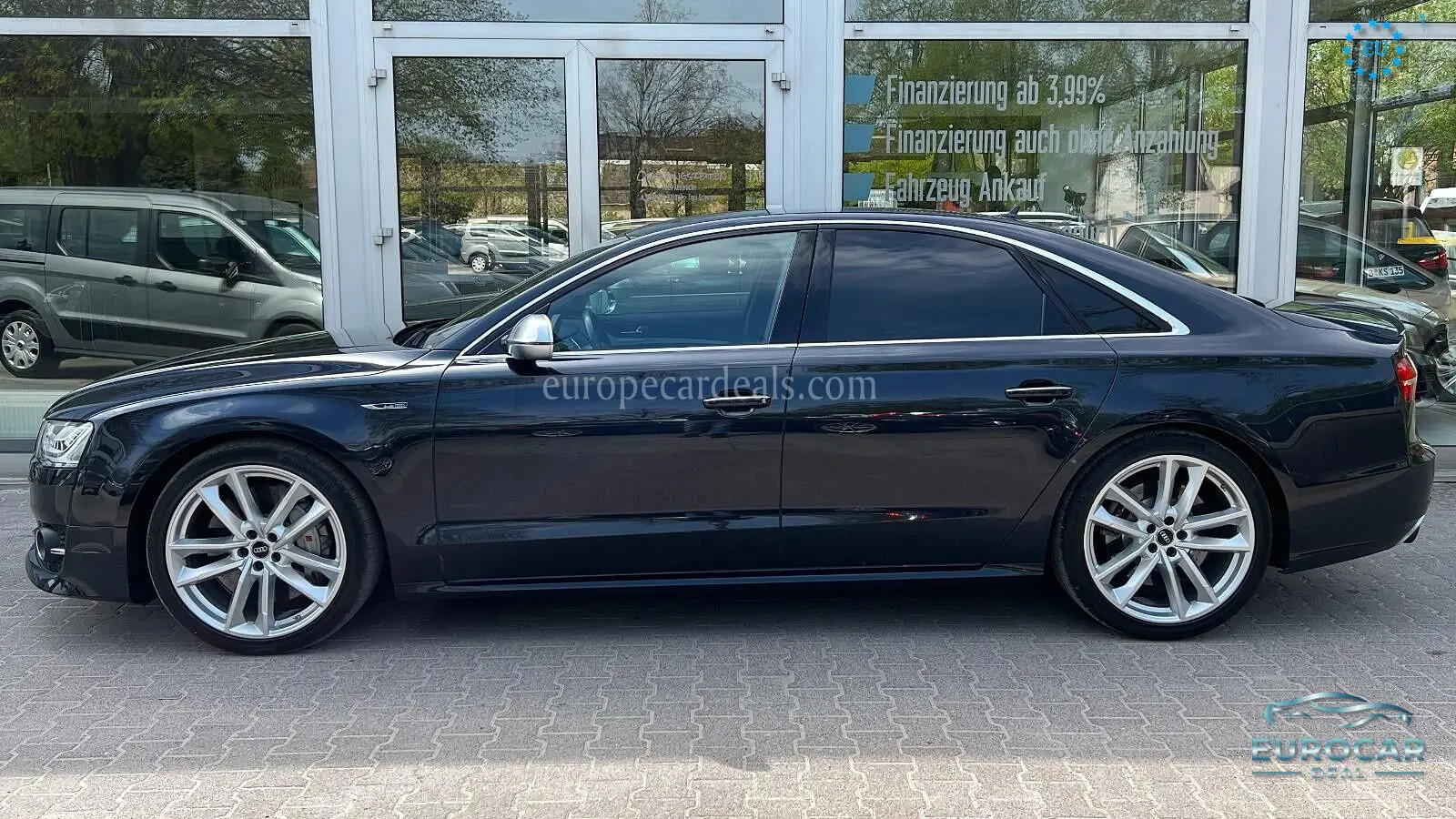 Audi S8