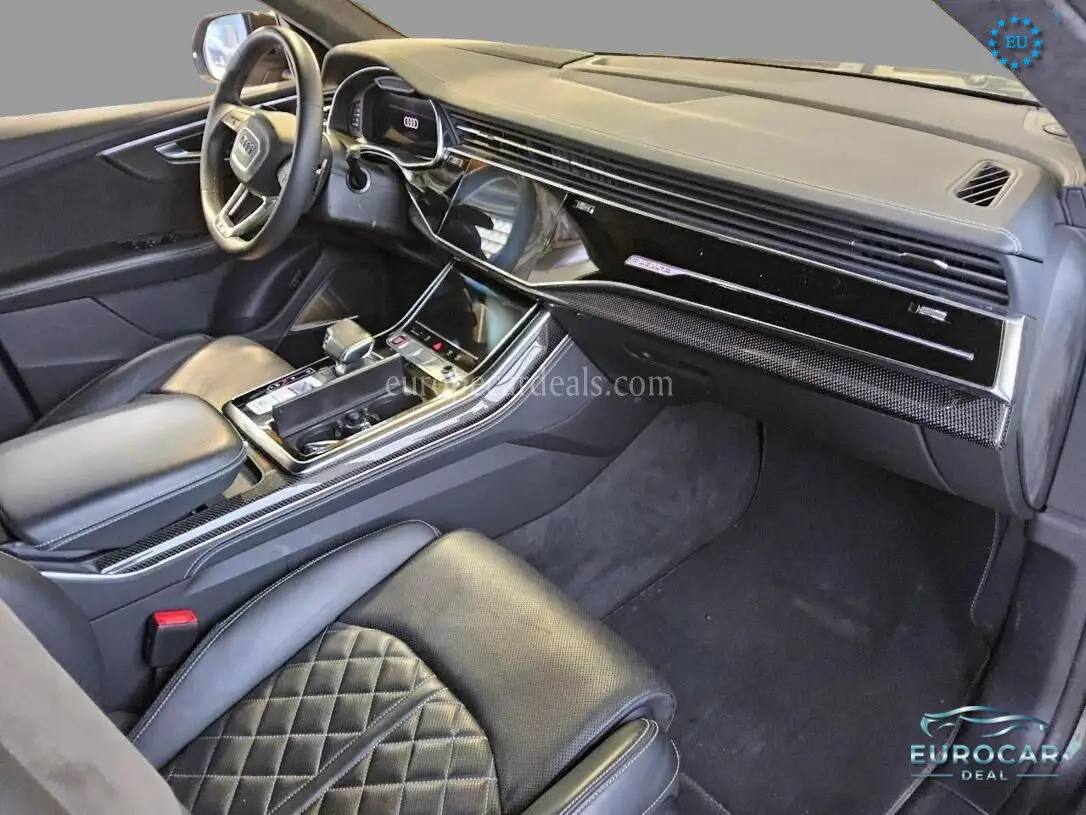 Audi SQ8