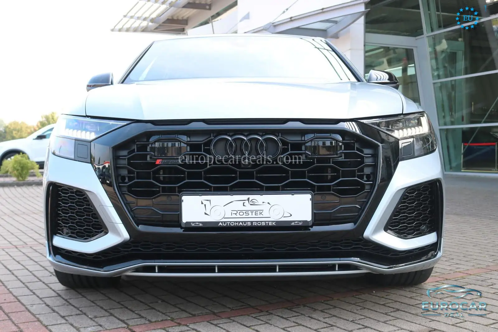 Audi RSQ8