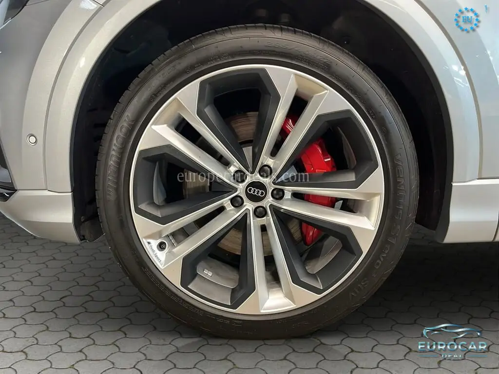 Audi SQ8