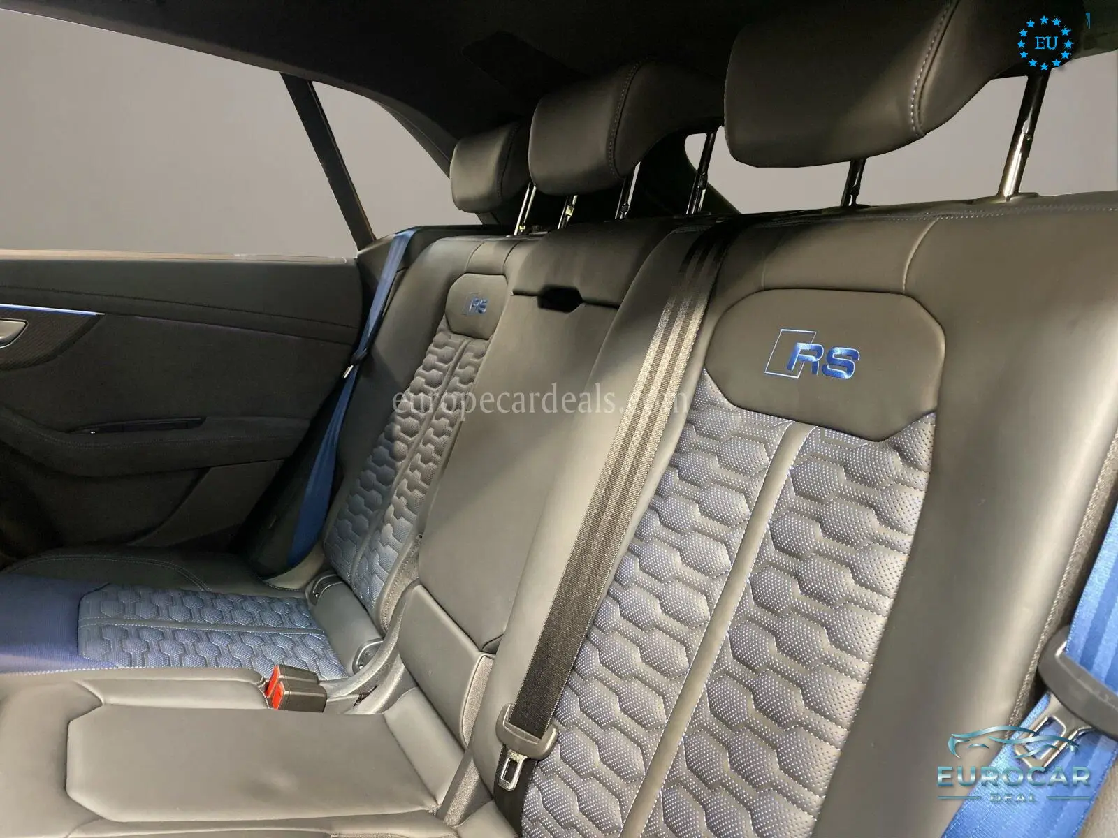 Audi RSQ8