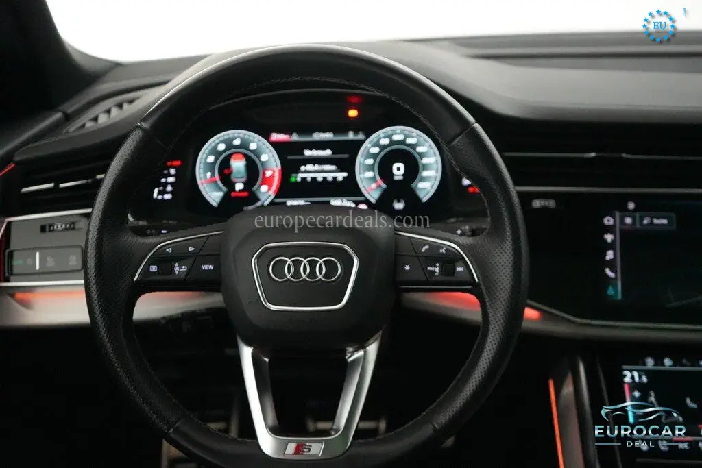 Audi SQ8