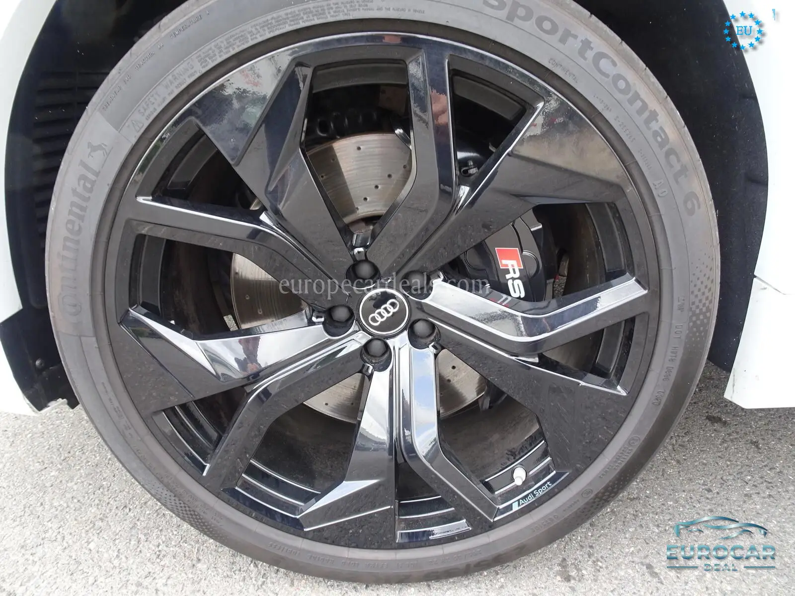 Audi RSQ8