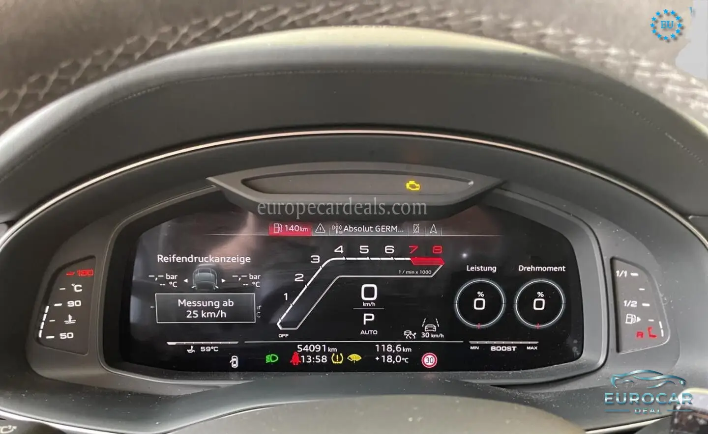 Audi RSQ8