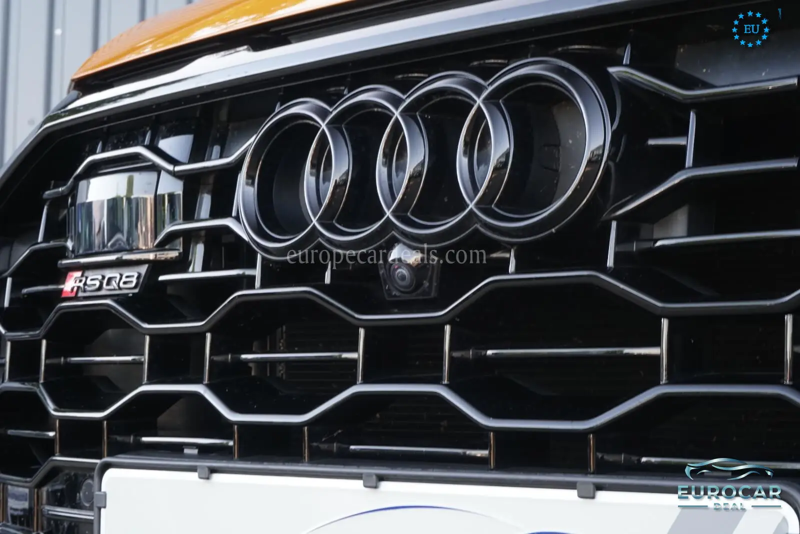 Audi RSQ8