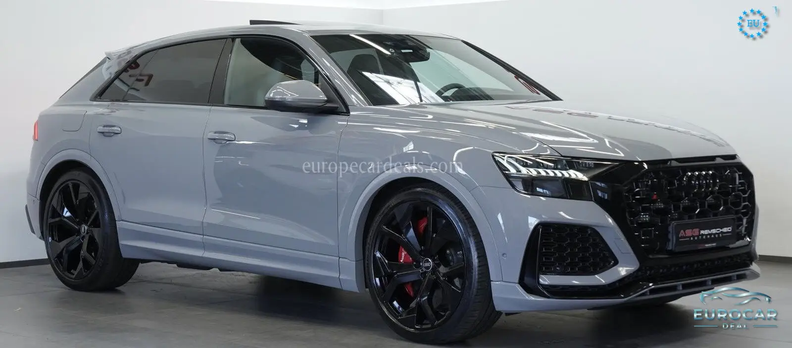 Audi RSQ8