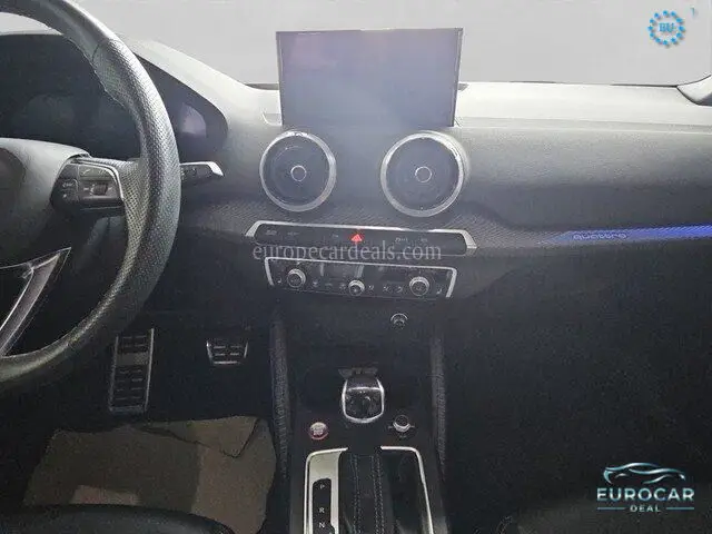 Audi SQ2