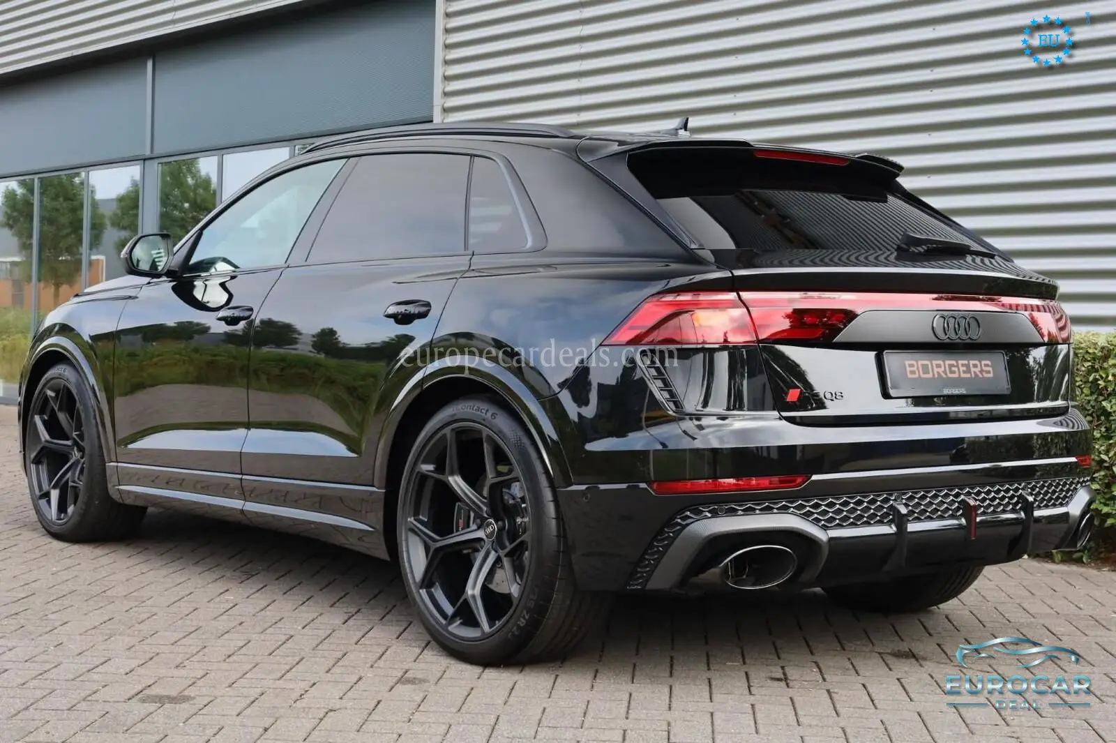 Audi RSQ8