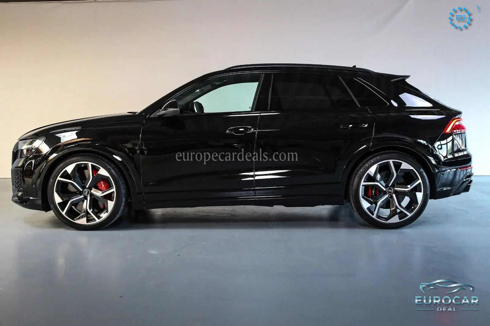 Audi RSQ8