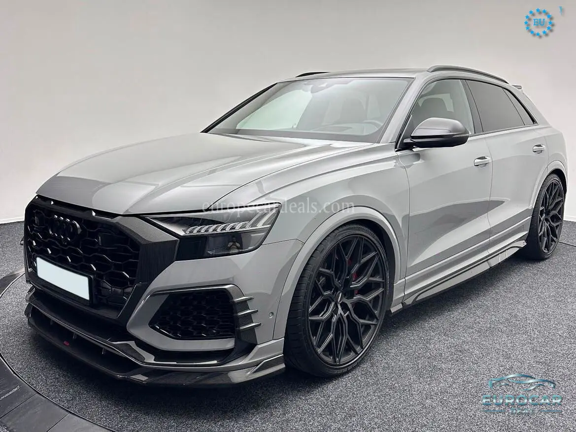 Audi RSQ8