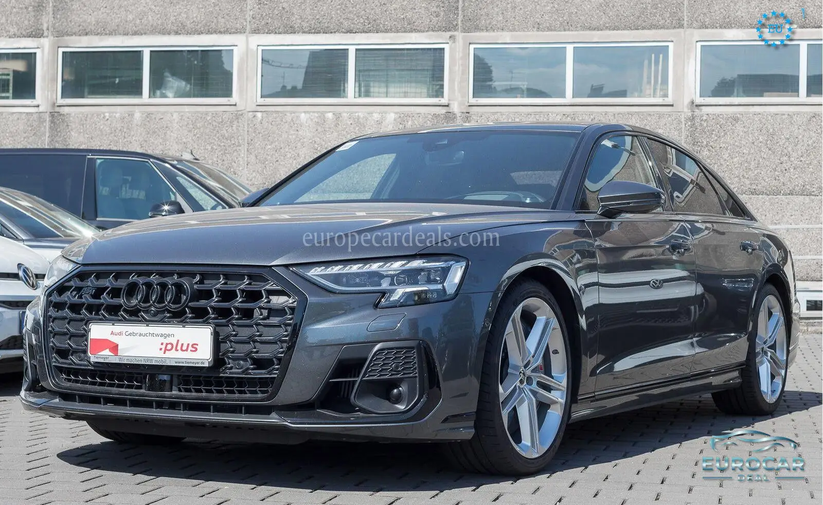 Audi S8