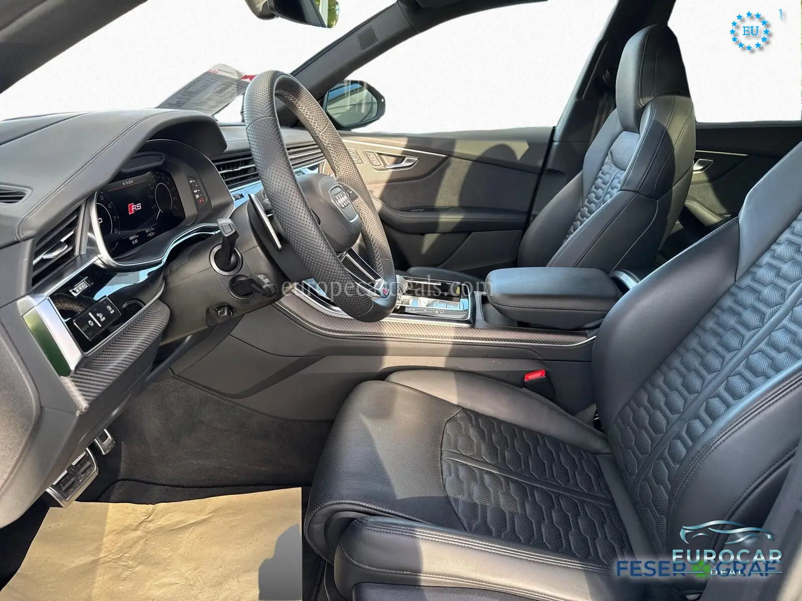Audi RSQ8