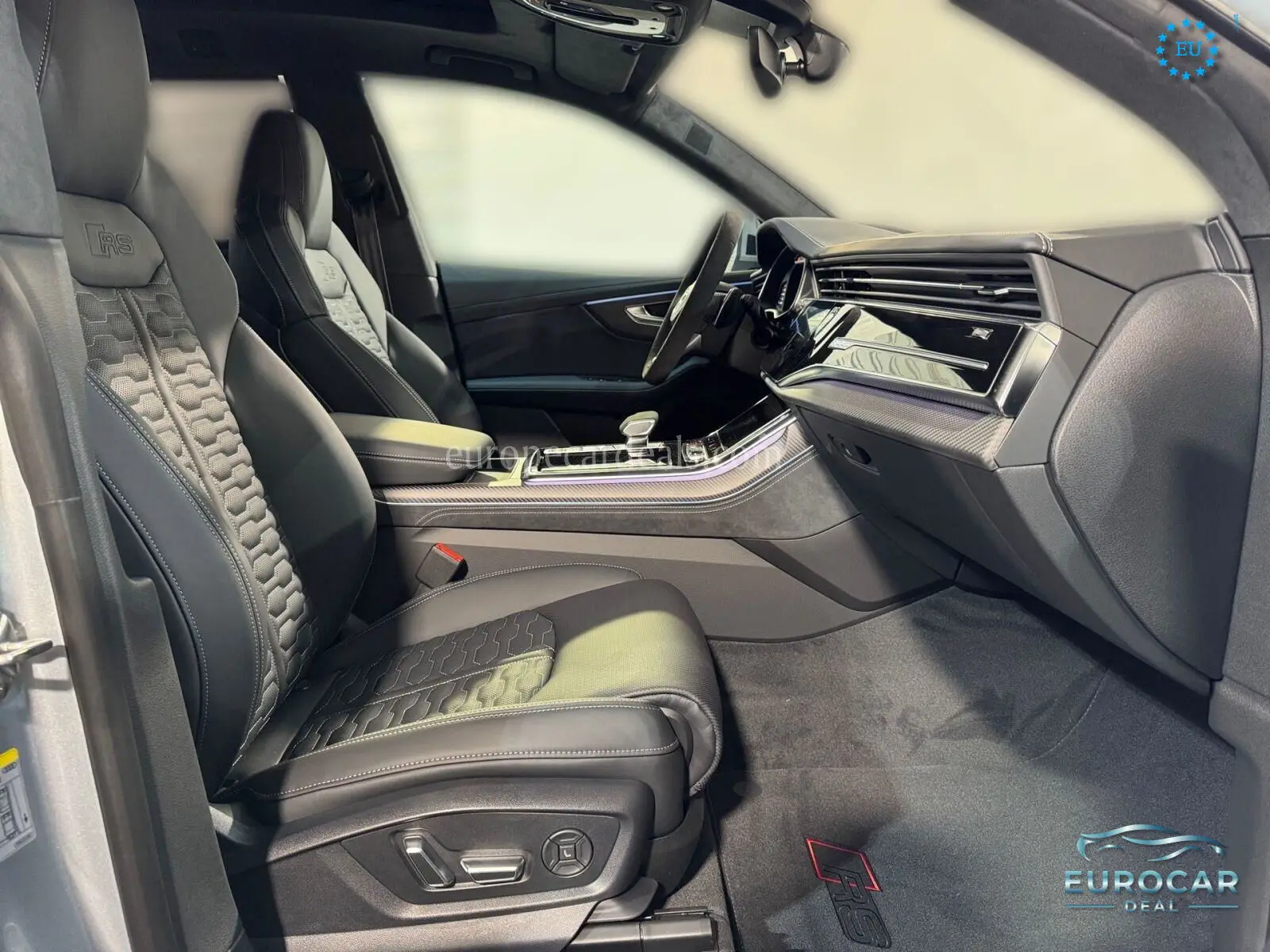 Audi RSQ8