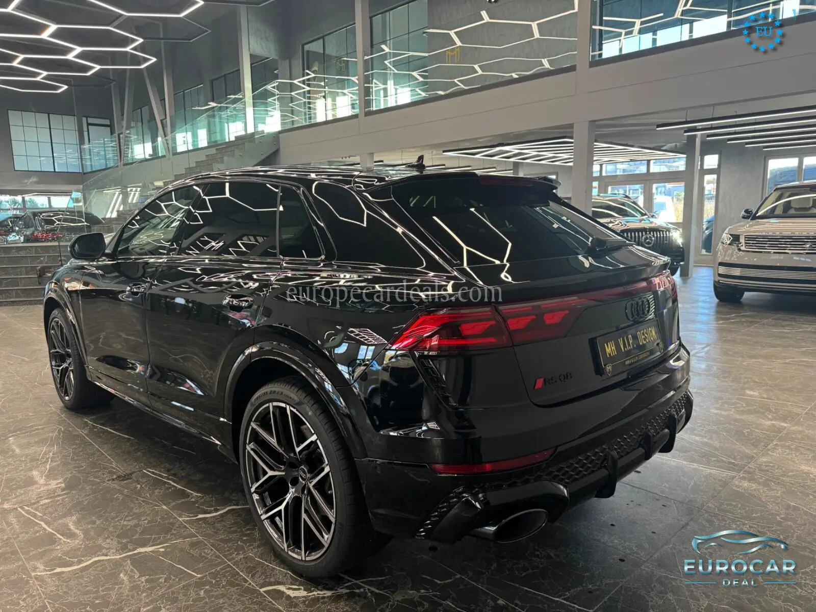 Audi RSQ8