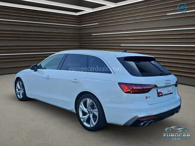 Audi S4