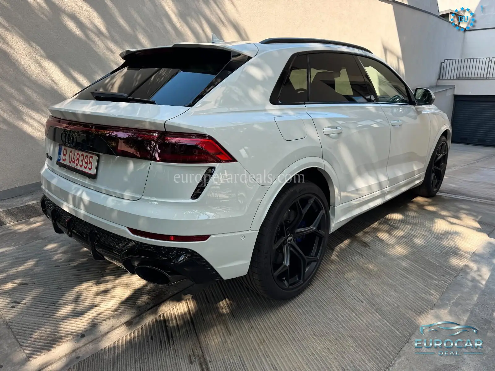 Audi RSQ8