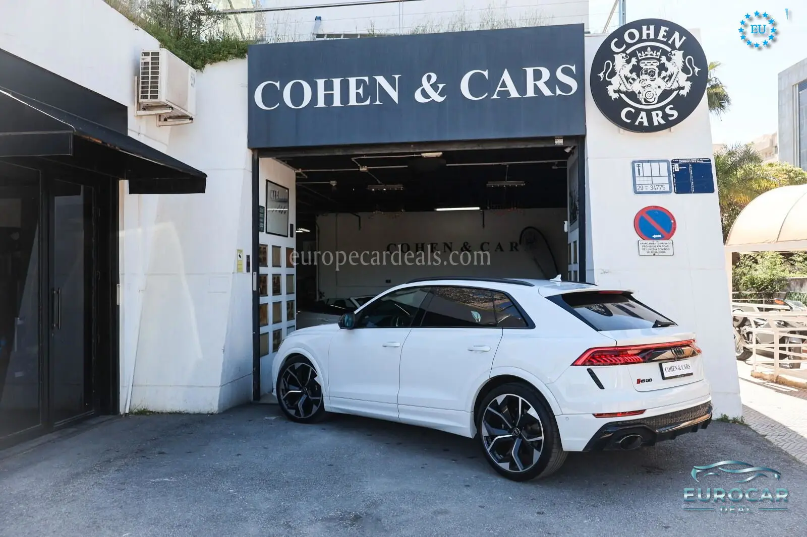 Audi RSQ8