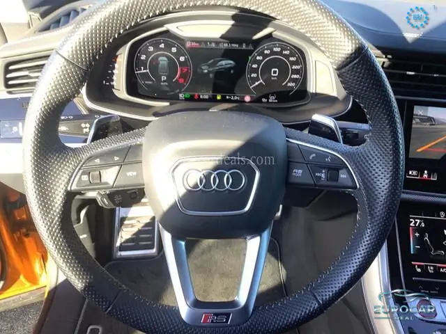Audi RSQ8