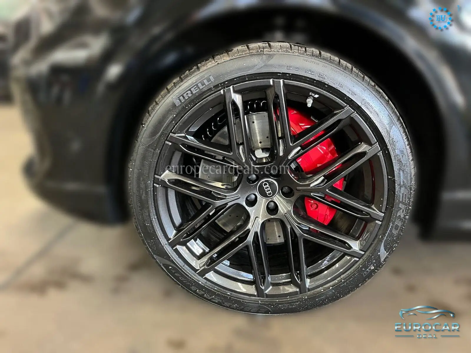 Audi RSQ8