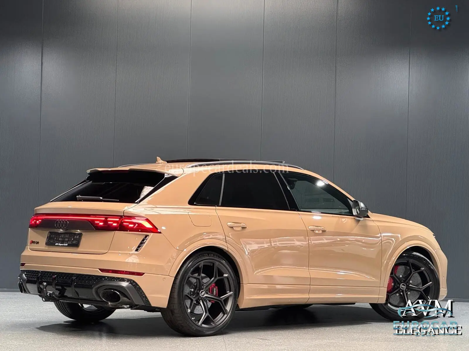 Audi RSQ8